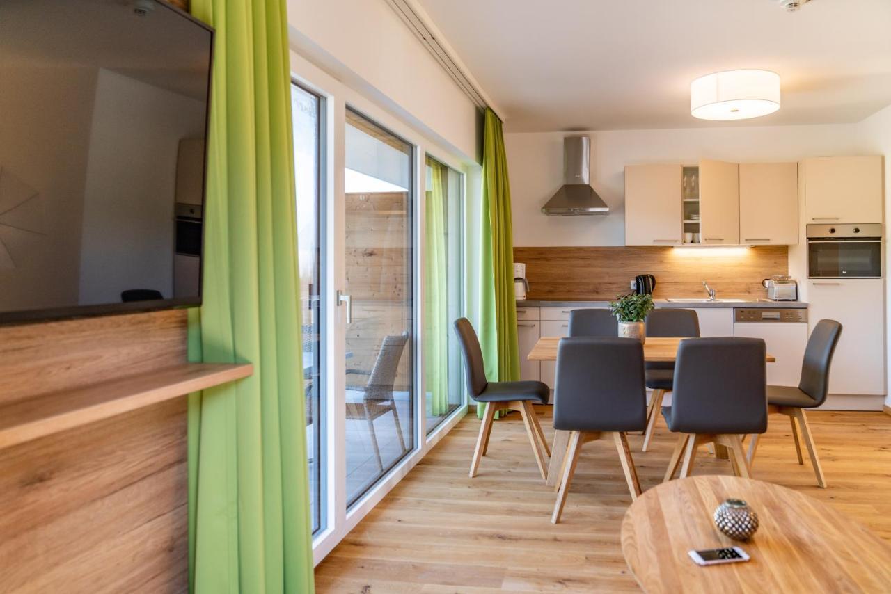 Panorama Apartment *